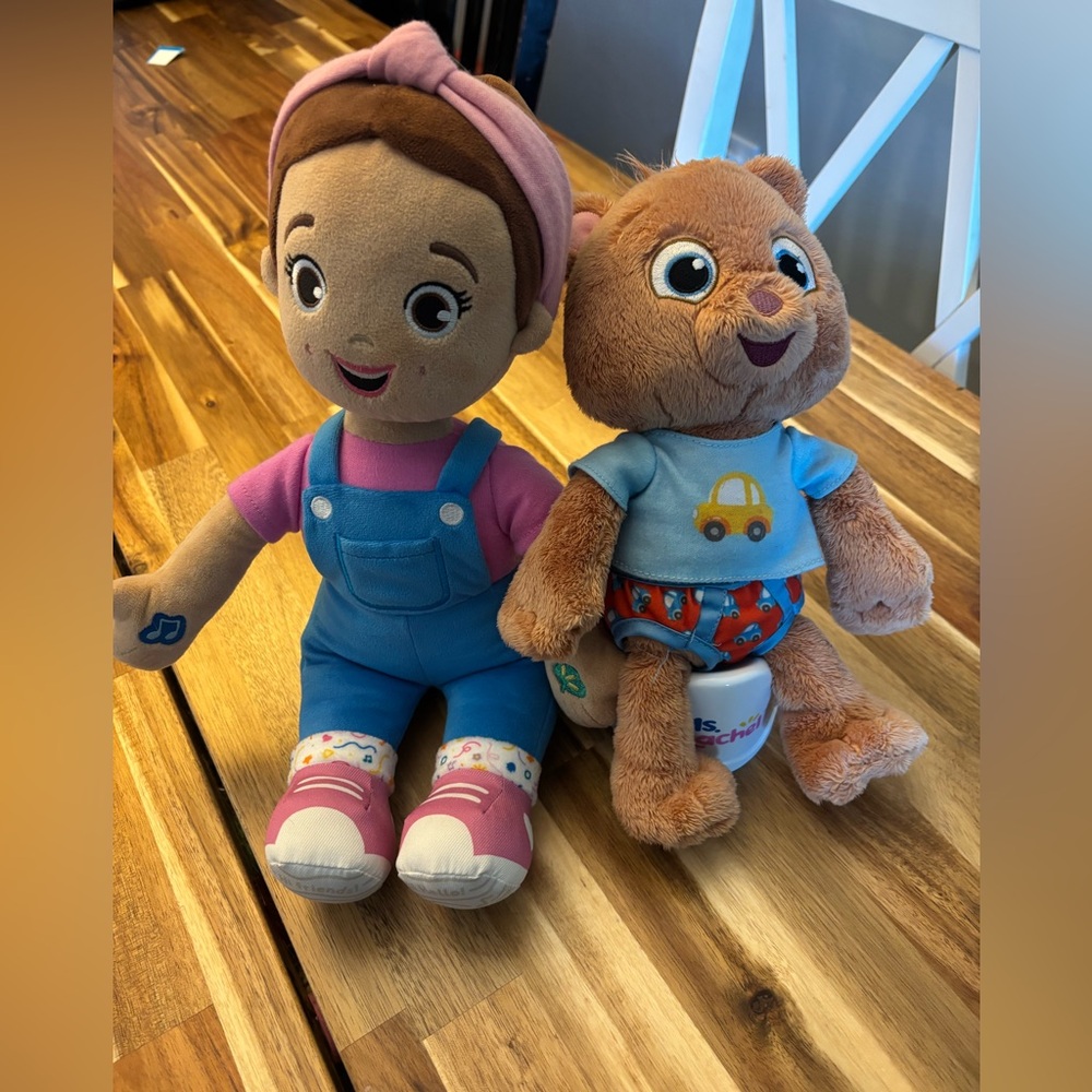 Miss Rachel Speak and Sing Plush Duo
